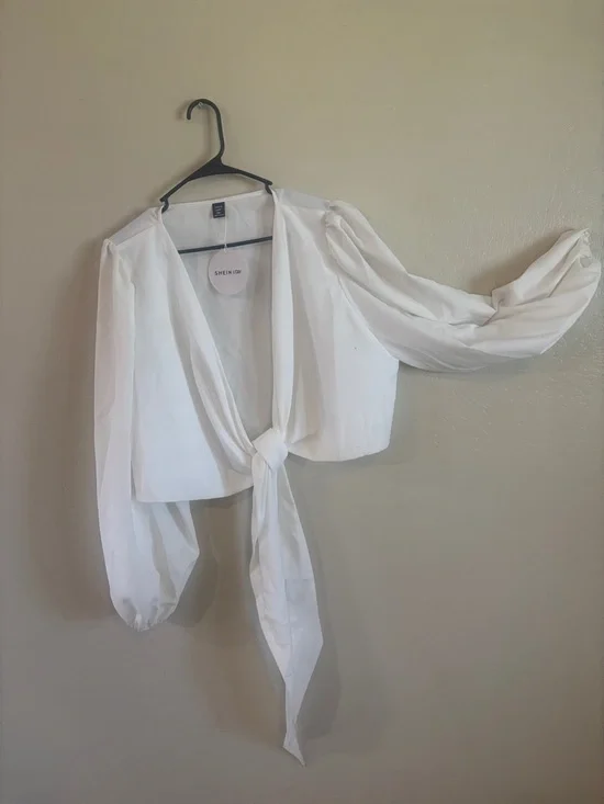 SHEIN White Tie-Front Puff Sleeve Crop Top - Picture 1 of 6